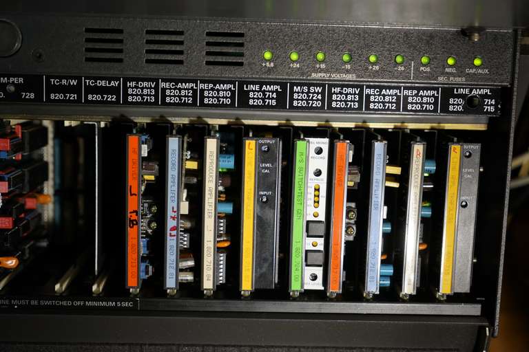 Studer A820 Audio PCB magazine